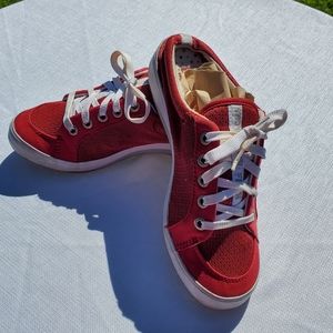 Keds red lace up mule tennis shoes size 7.5 (seven and a half)
